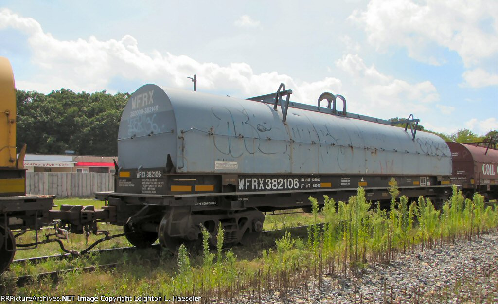 WFRX 382106 (ex-NOKL 382106)